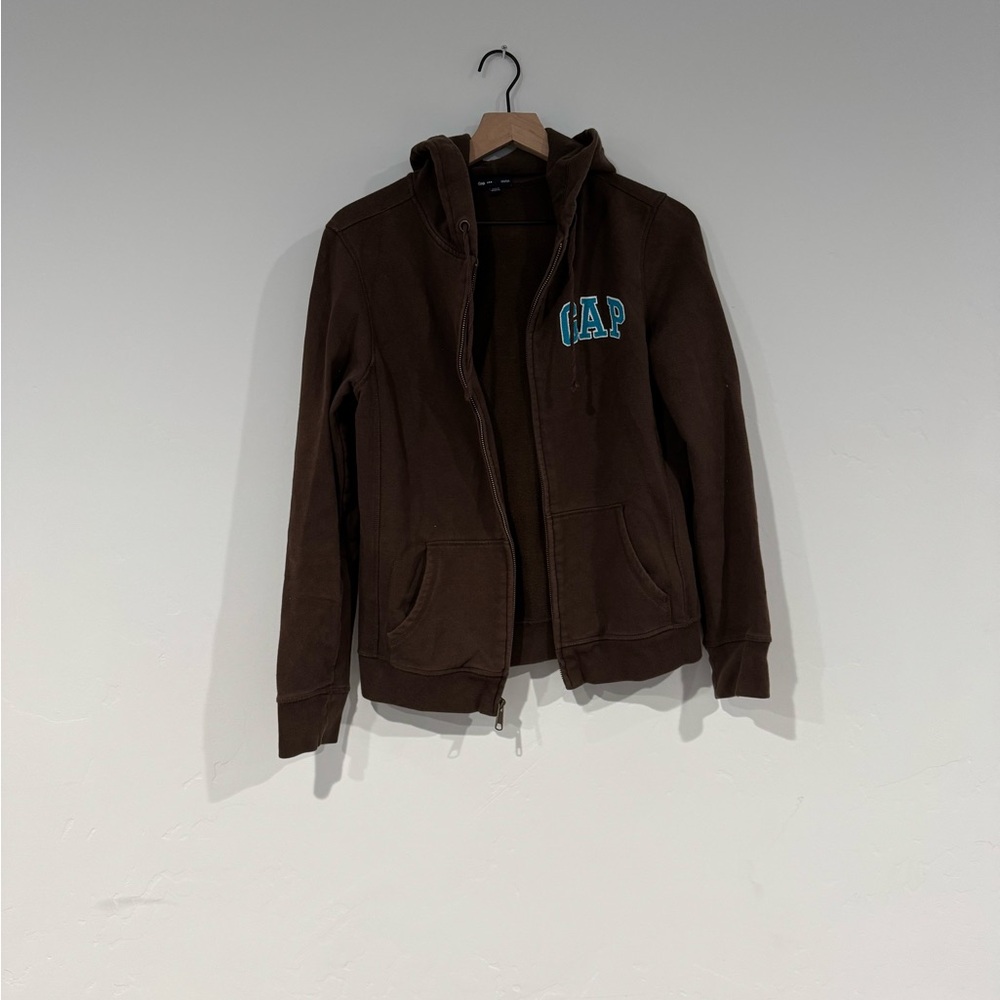 Vintage Cozy GAP Brown Hoodie with Blue Logo